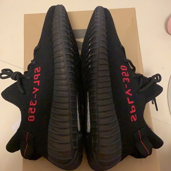 Yeezy Boost 350 V2